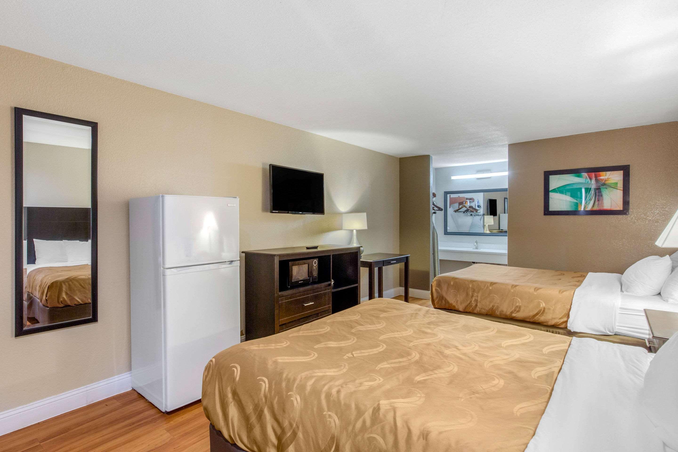 Quality Inn And Suites Port Arthur Nederland Exterior foto